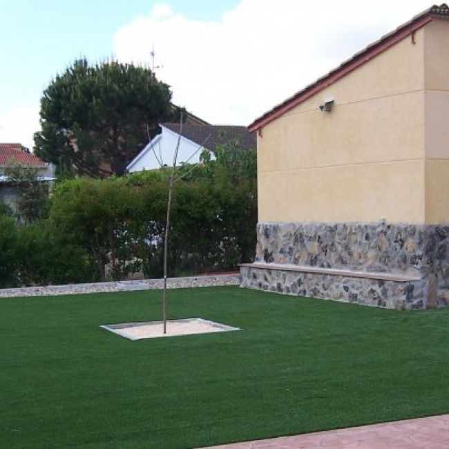 Venta de césped artificial en Arroyomolinos